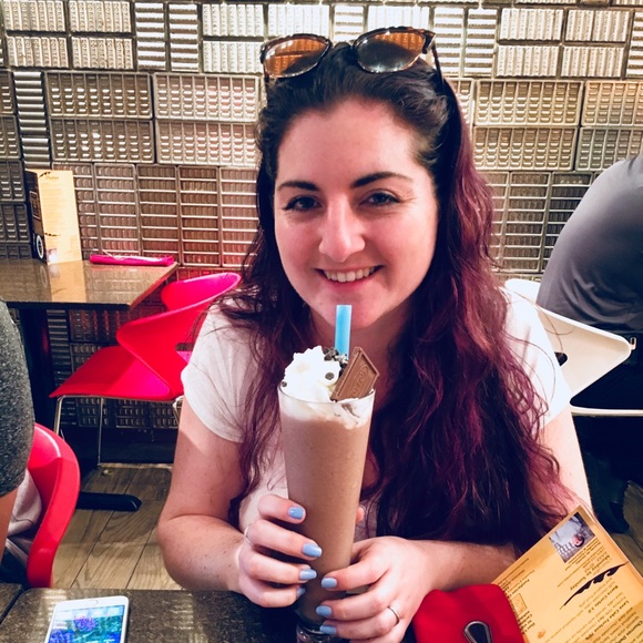 Meet your Posher, Trish - Picture 5 of 8